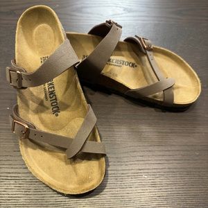 Birkenstock sandals size 39